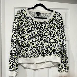 Sweatshirt with a retro vibe!